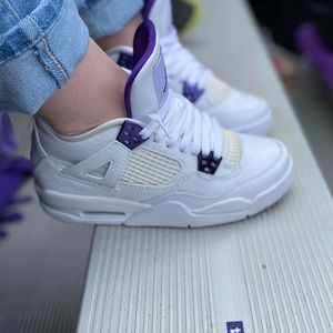 Jordan Retro 4s Purple metallic